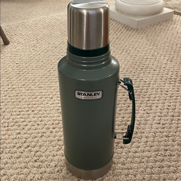 Stanley Other - Stanley Half Gallon Thermos Green 64 ounces